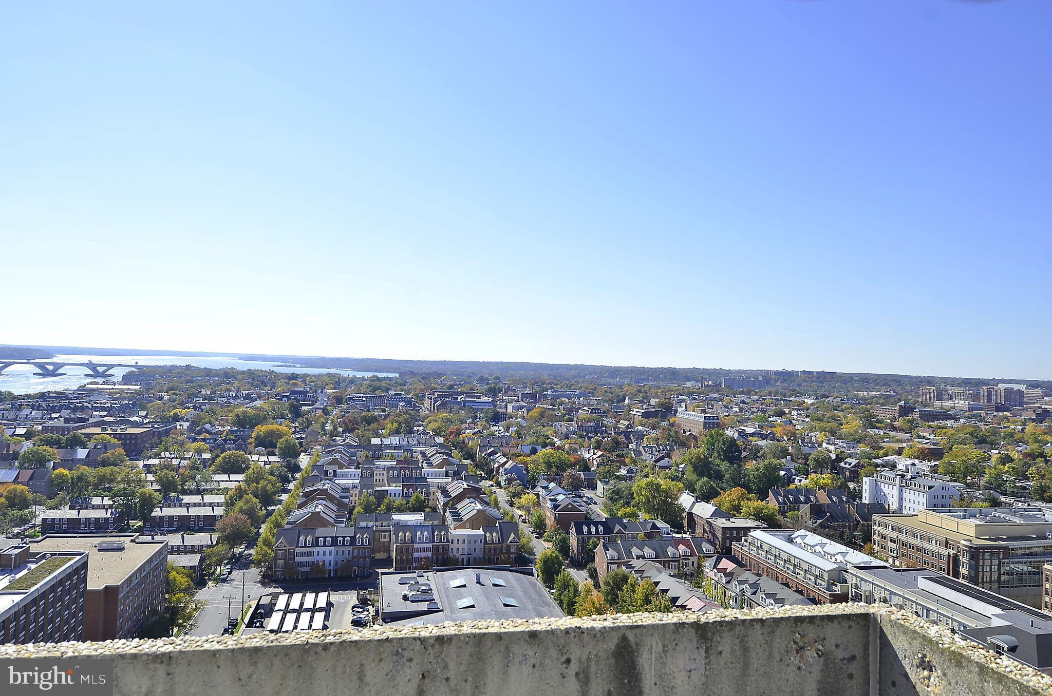 ALEXANDRIA HOUSE - Residential Lease