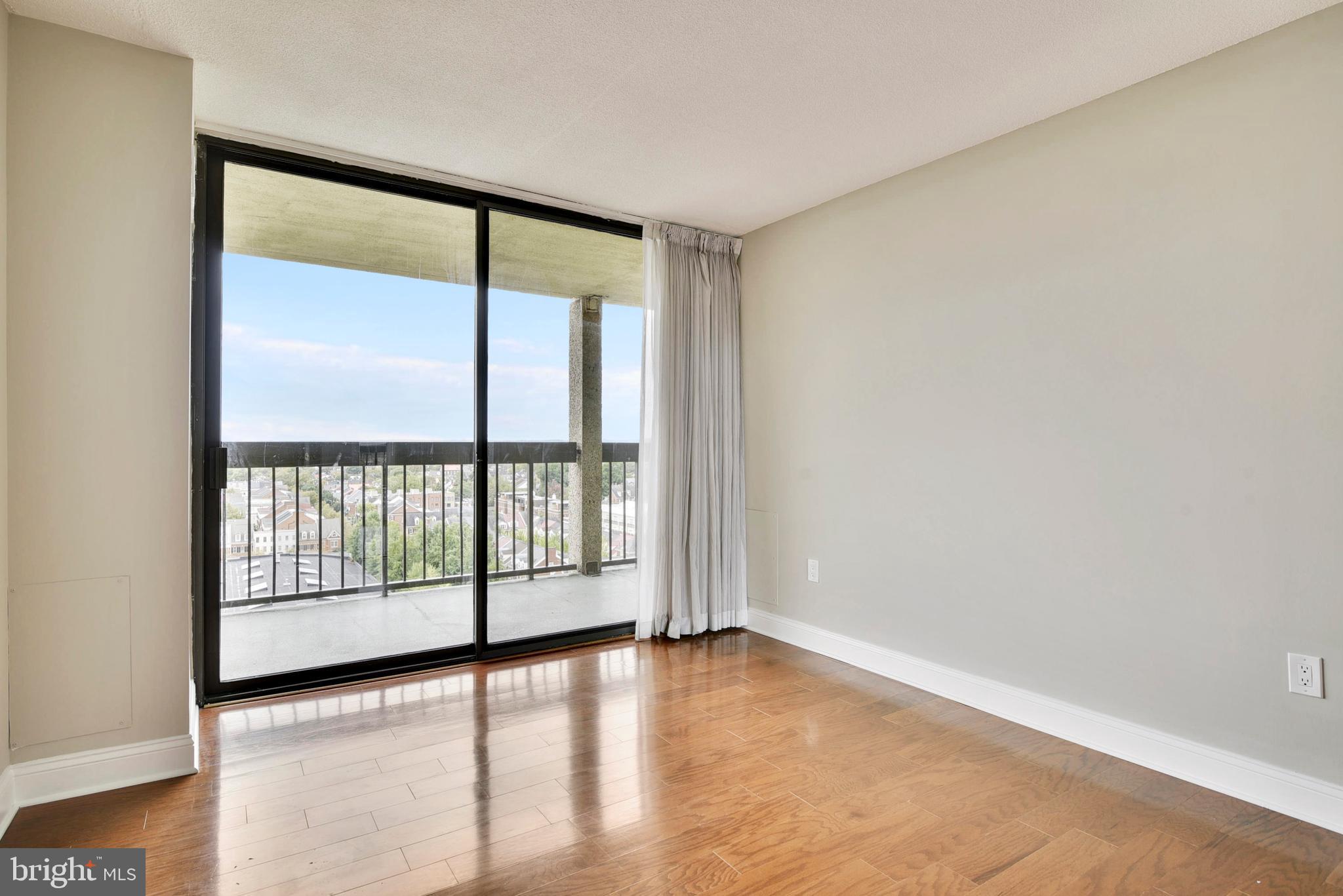 ALEXANDRIA HOUSE - Residential Lease