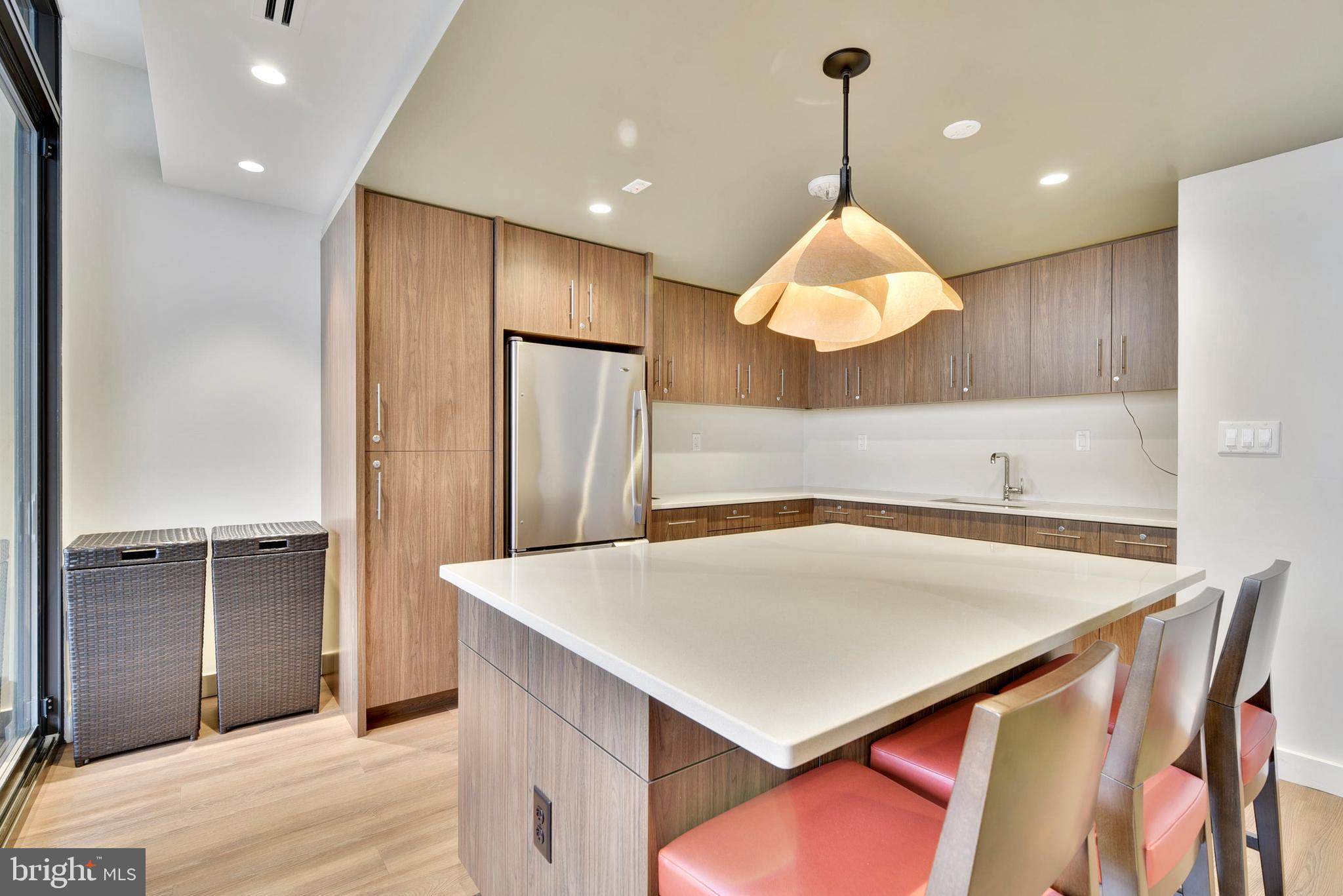 ALEXANDRIA HOUSE - Residential Lease