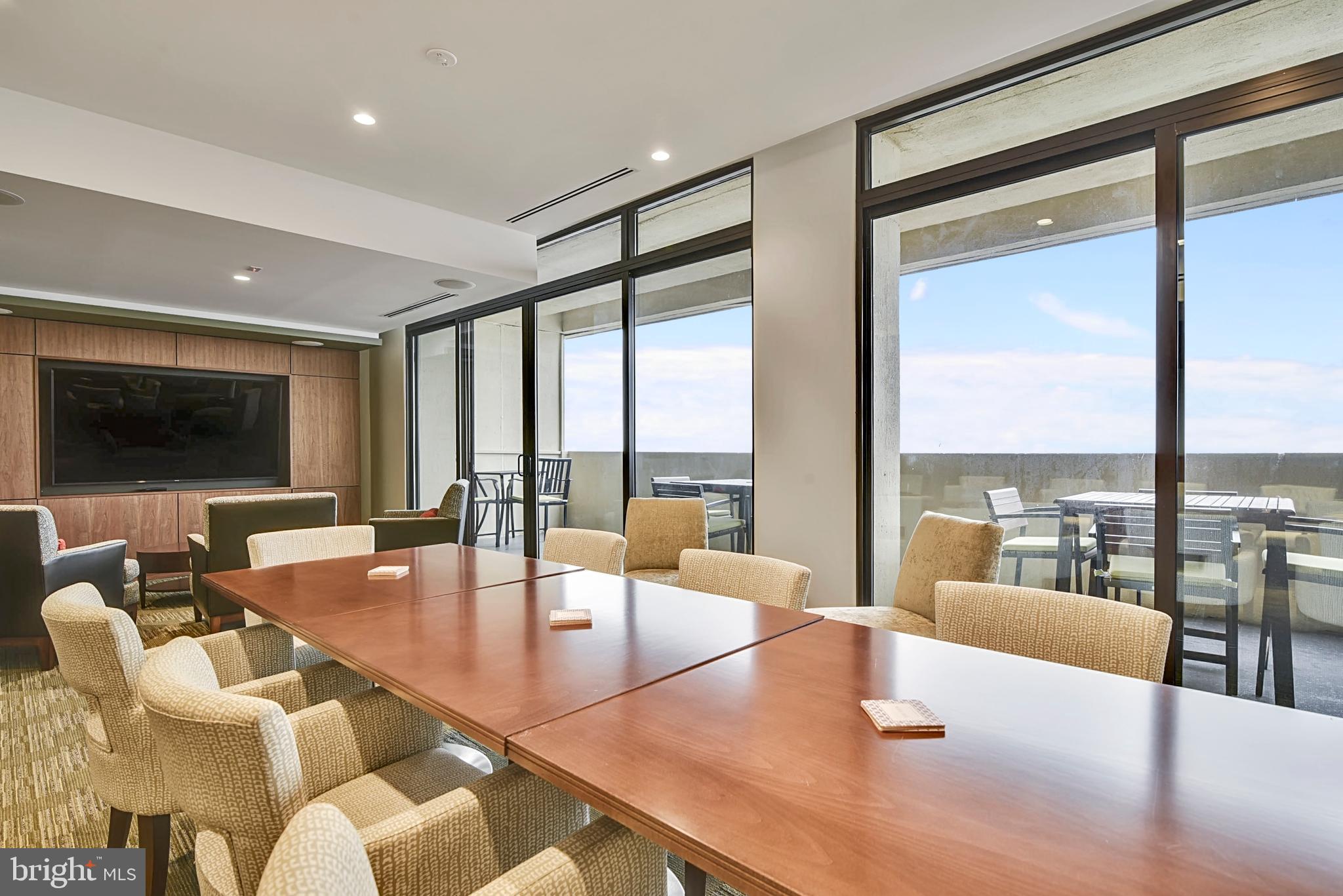 ALEXANDRIA HOUSE - Residential Lease