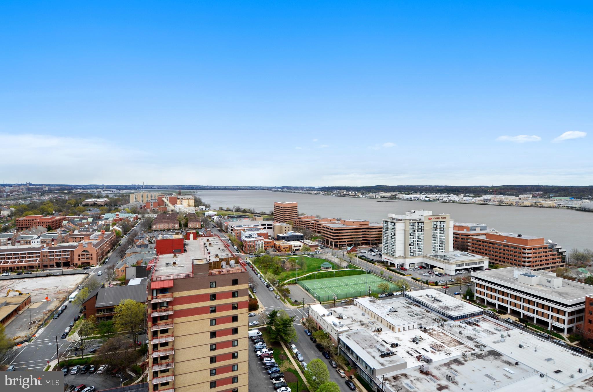 ALEXANDRIA HOUSE - Residential Lease