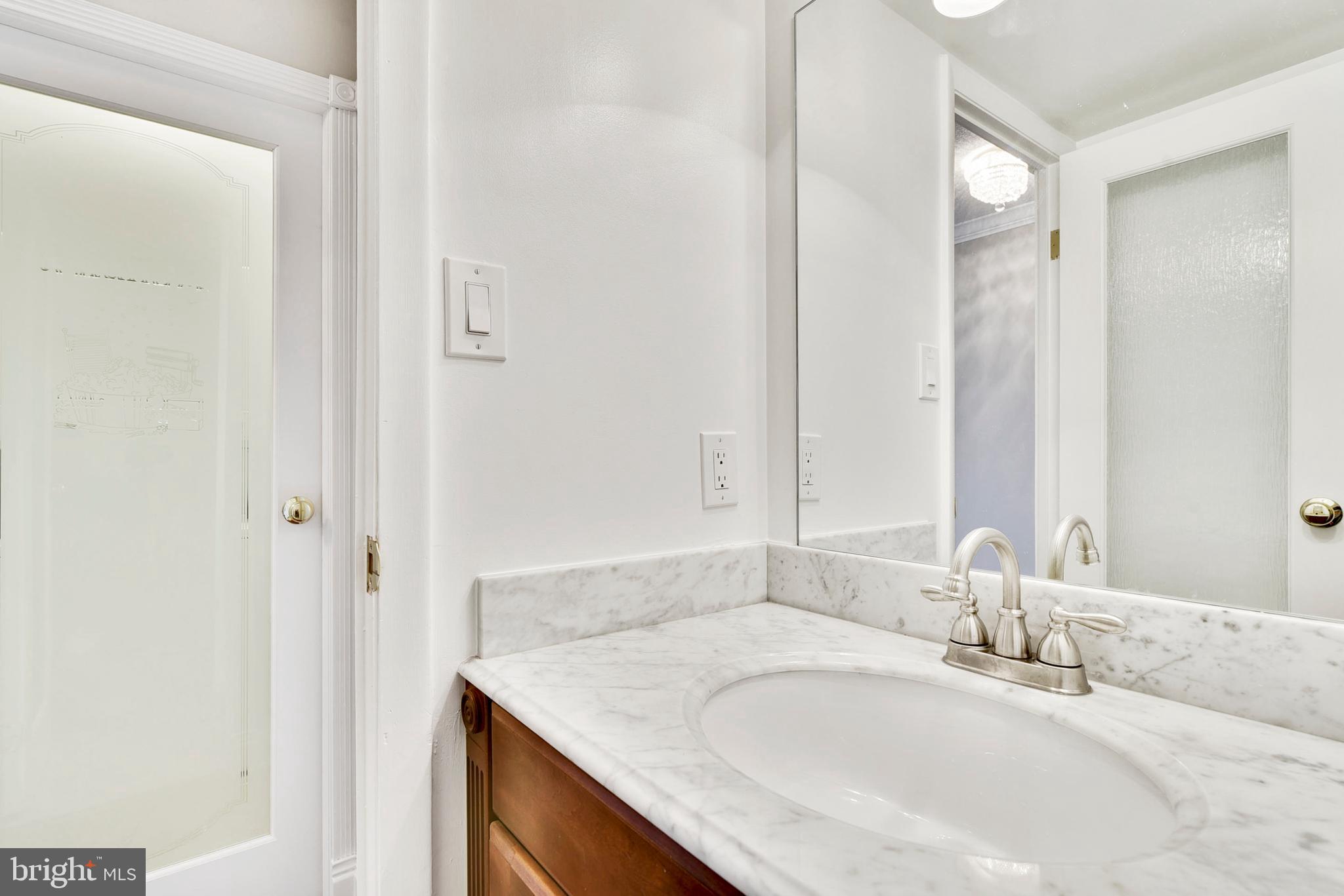 ALEXANDRIA HOUSE - Residential Lease