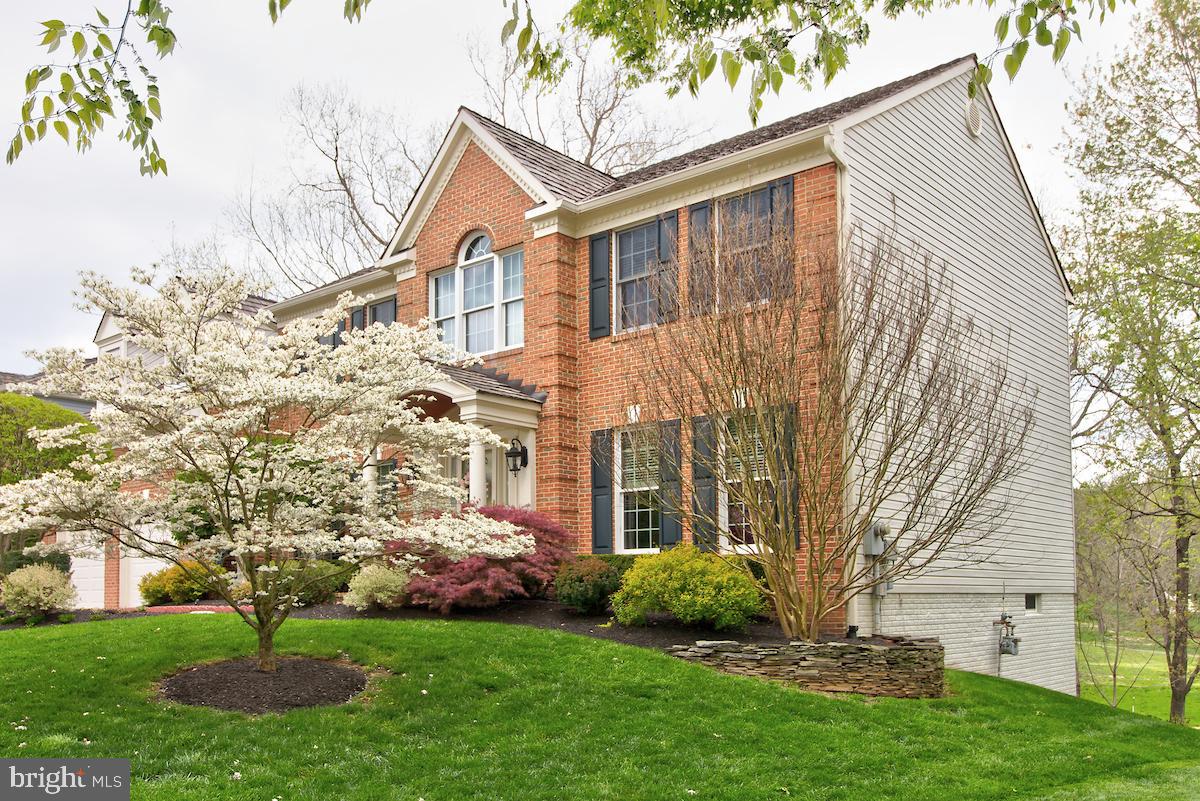 WOODLEA MANOR - Residential