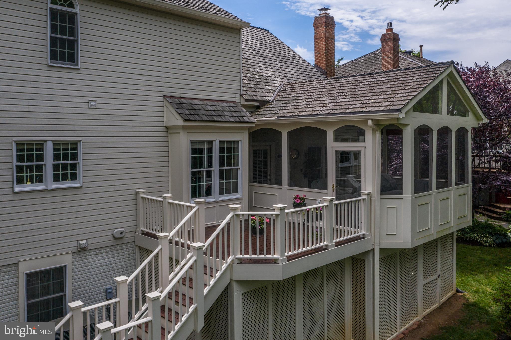 WOODLEA MANOR - Residential