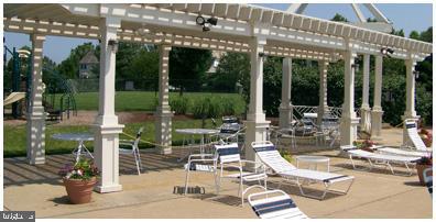 WOODLEA MANOR - Residential