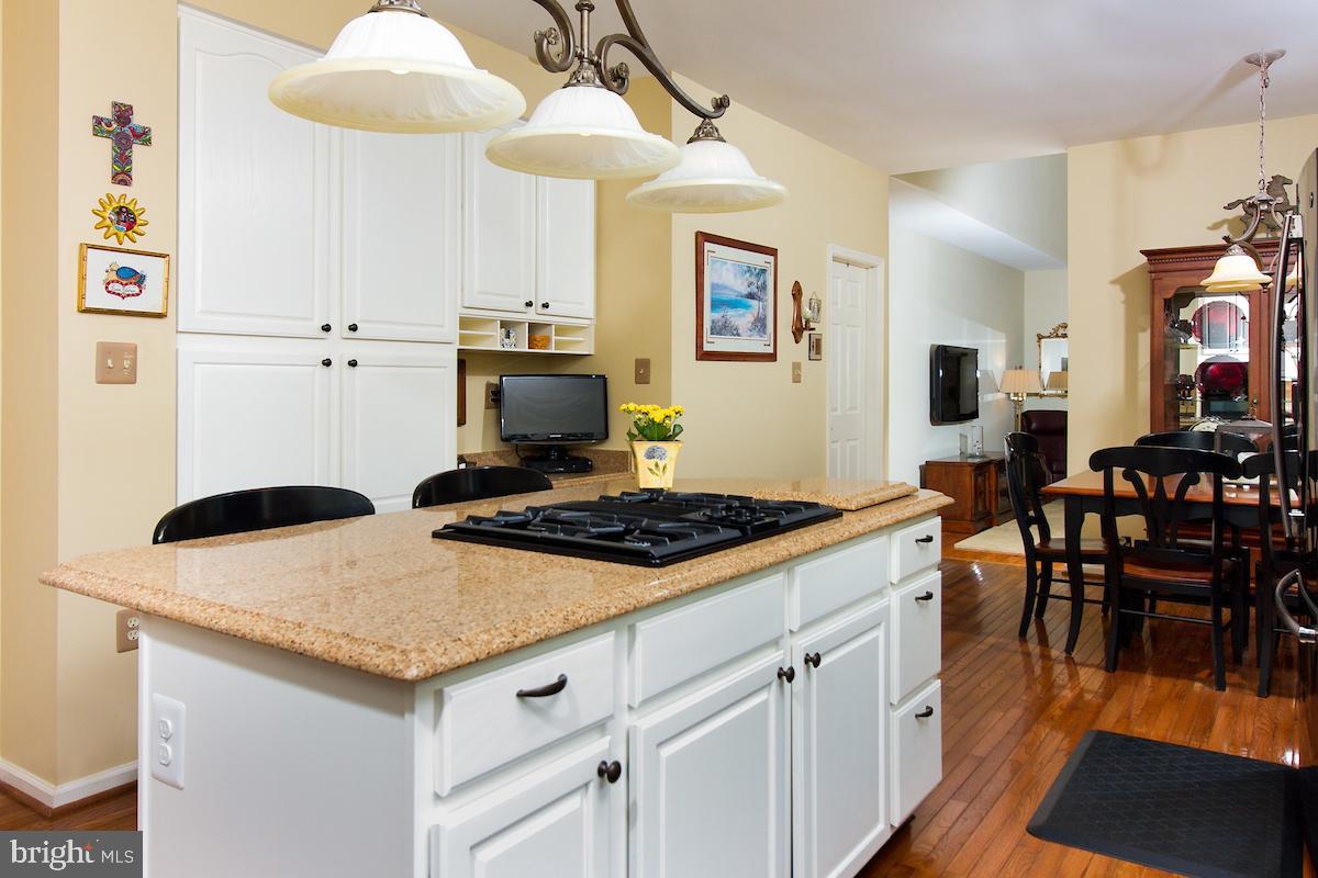 WOODLEA MANOR - Residential