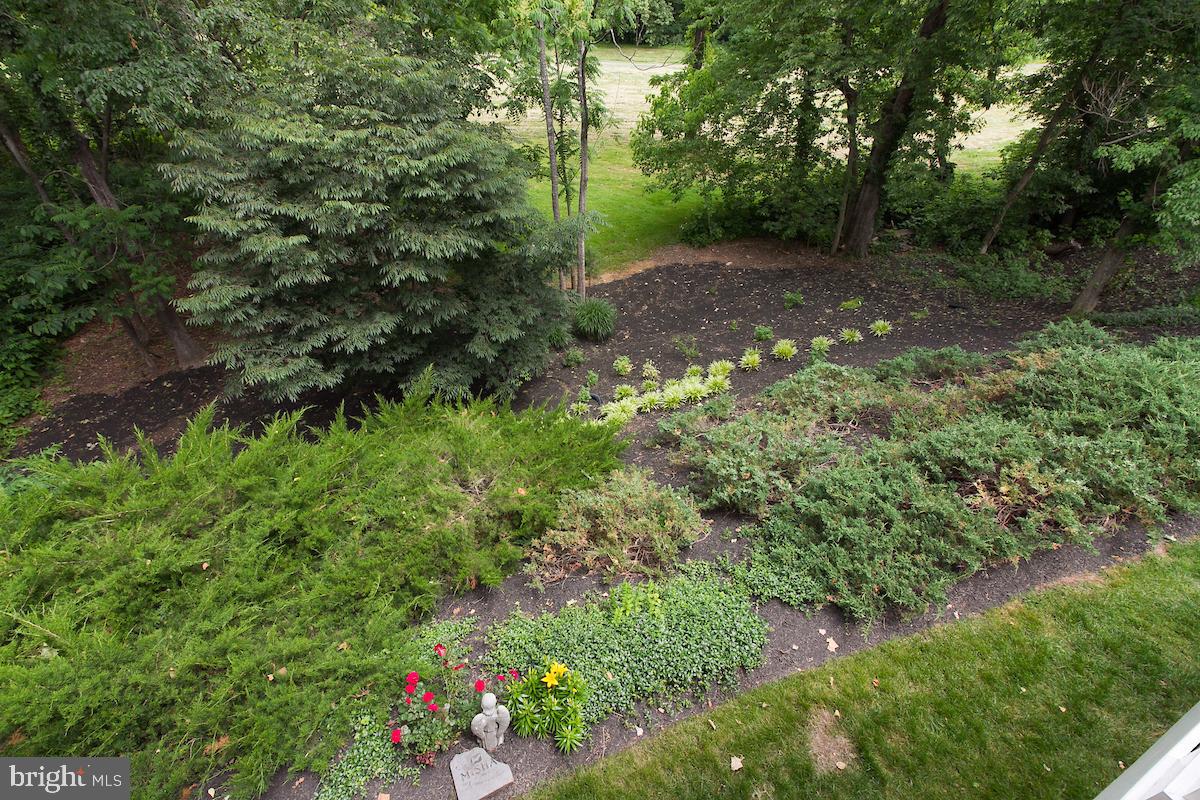 WOODLEA MANOR - Residential