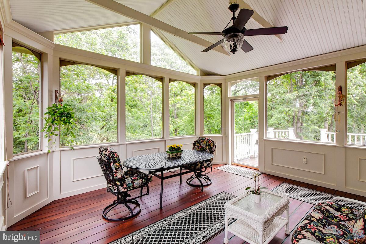 WOODLEA MANOR - Residential