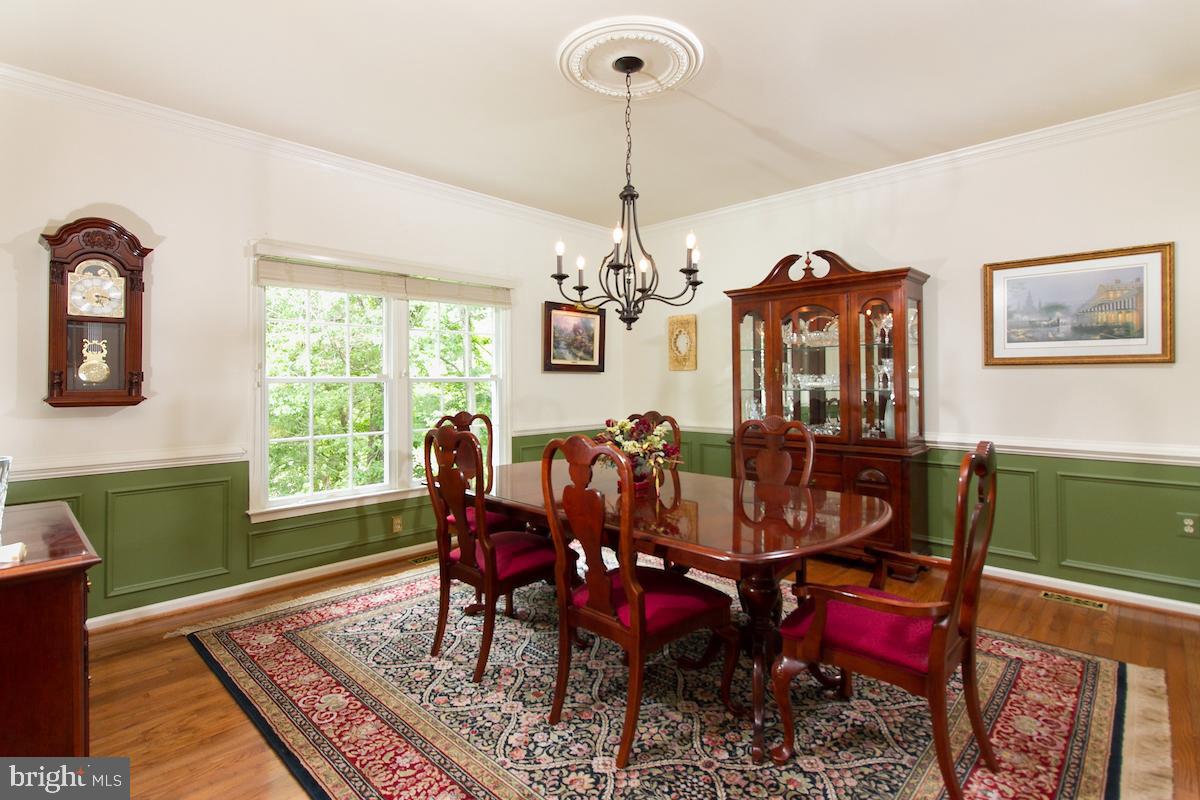 WOODLEA MANOR - Residential