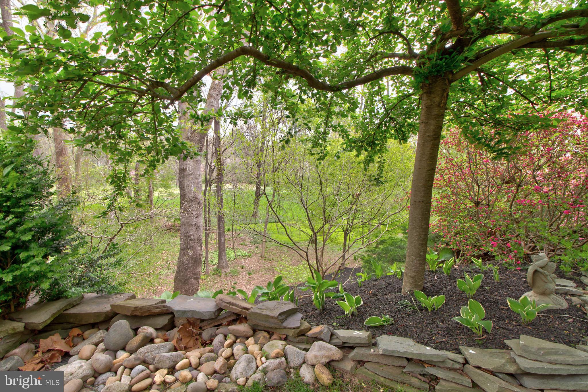 WOODLEA MANOR - Residential