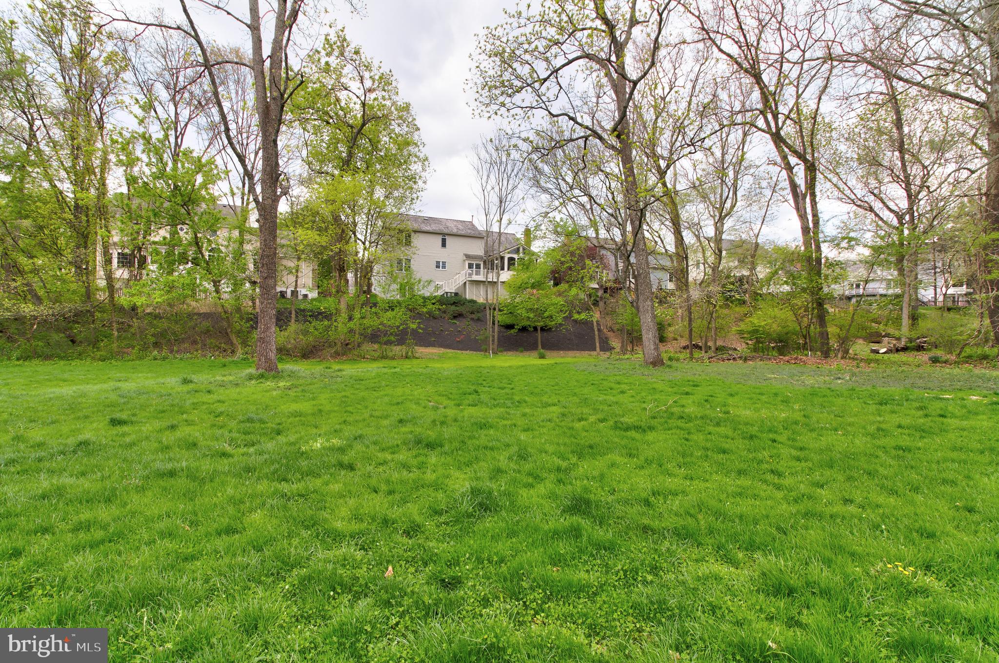 WOODLEA MANOR - Residential