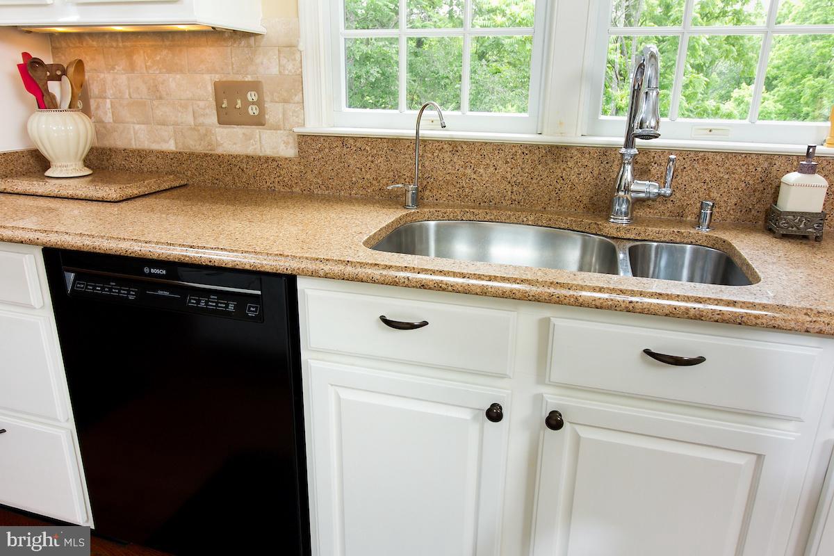 WOODLEA MANOR - Residential