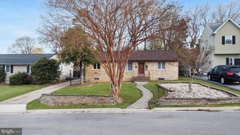 Homes For Sale - 314 Church Circle<br/> LINTHICUM HEIGHTS, MD 21090