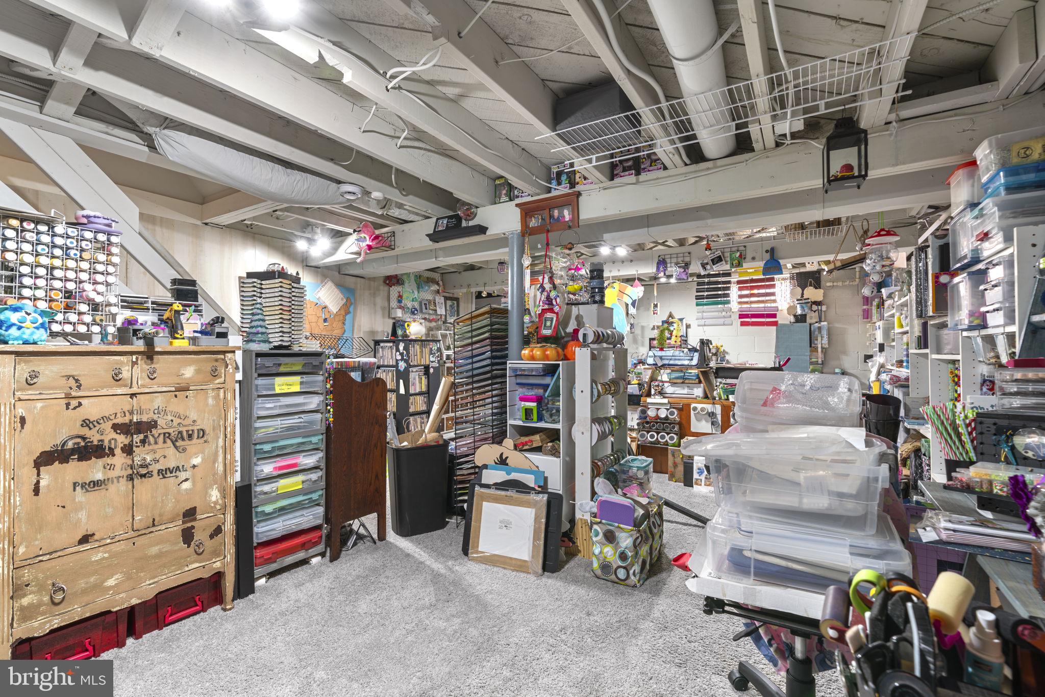 CHURCH GARDENS - Residential