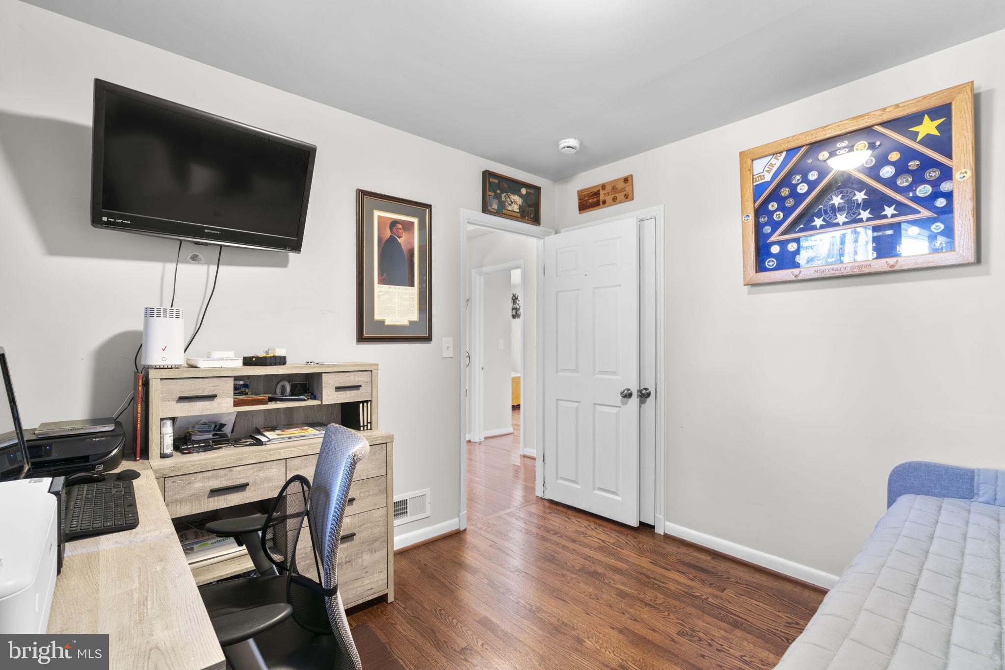 CHURCH GARDENS - Residential