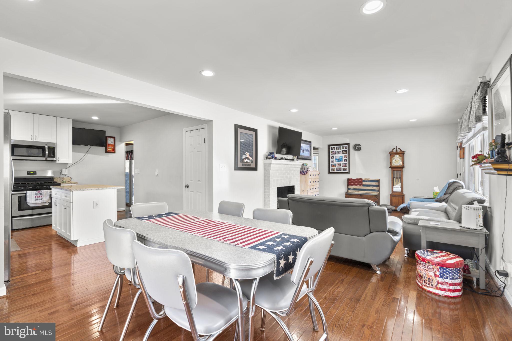 CHURCH GARDENS - Residential