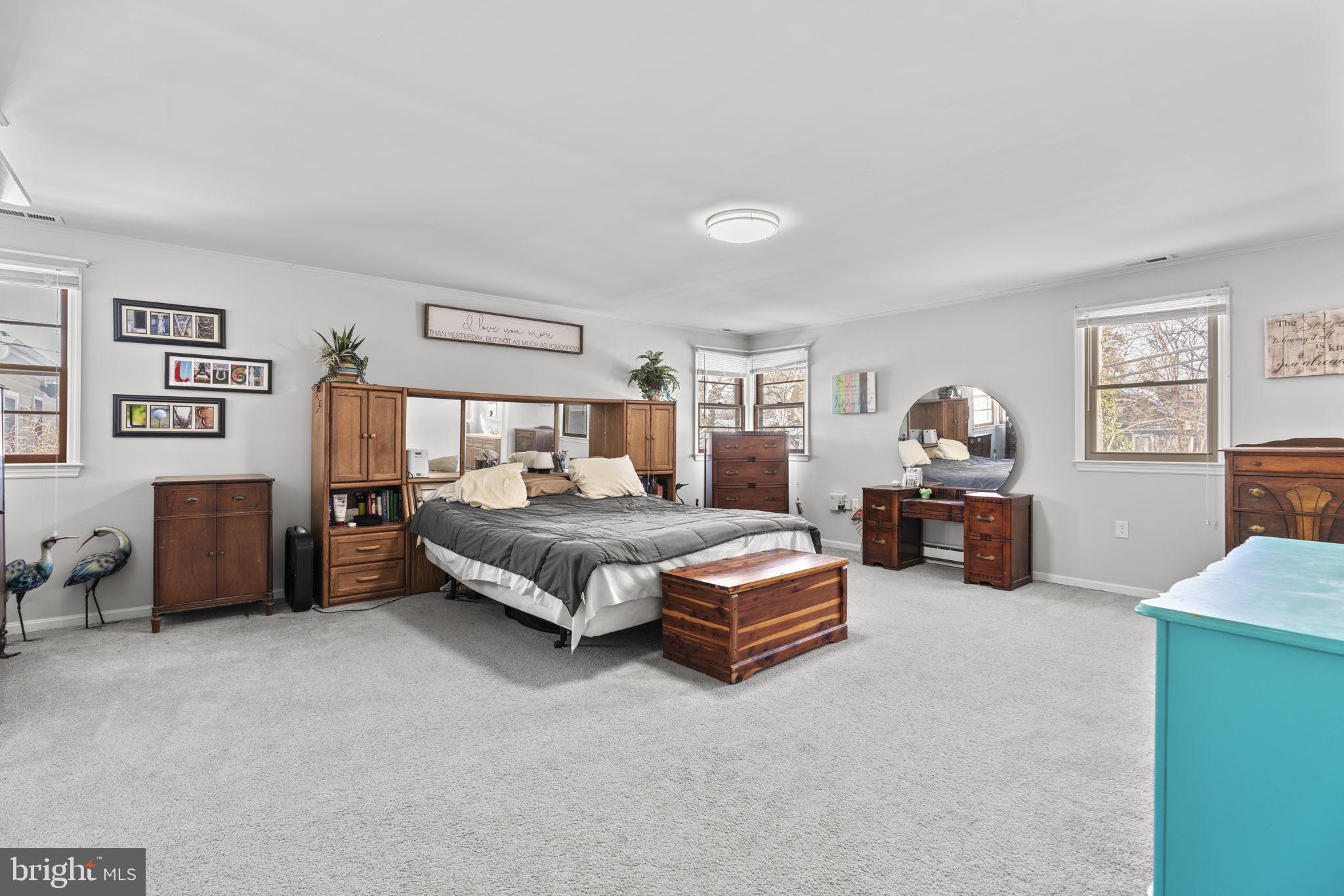 CHURCH GARDENS - Residential