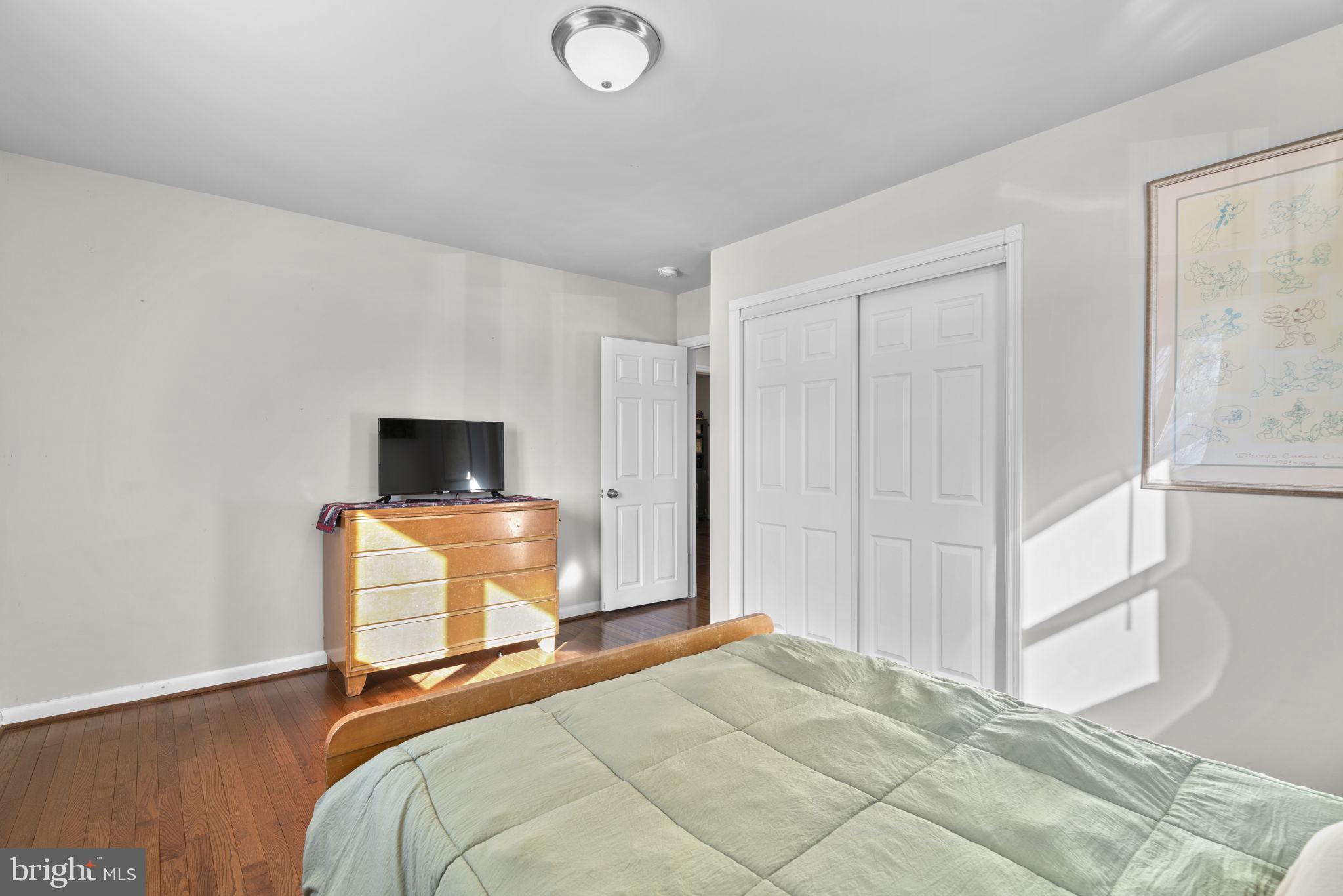 CHURCH GARDENS - Residential