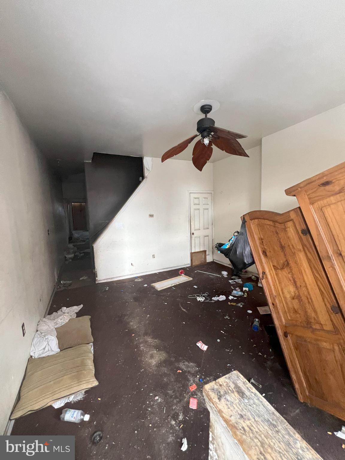 SANDTOWN-WINCHESTER - Residential