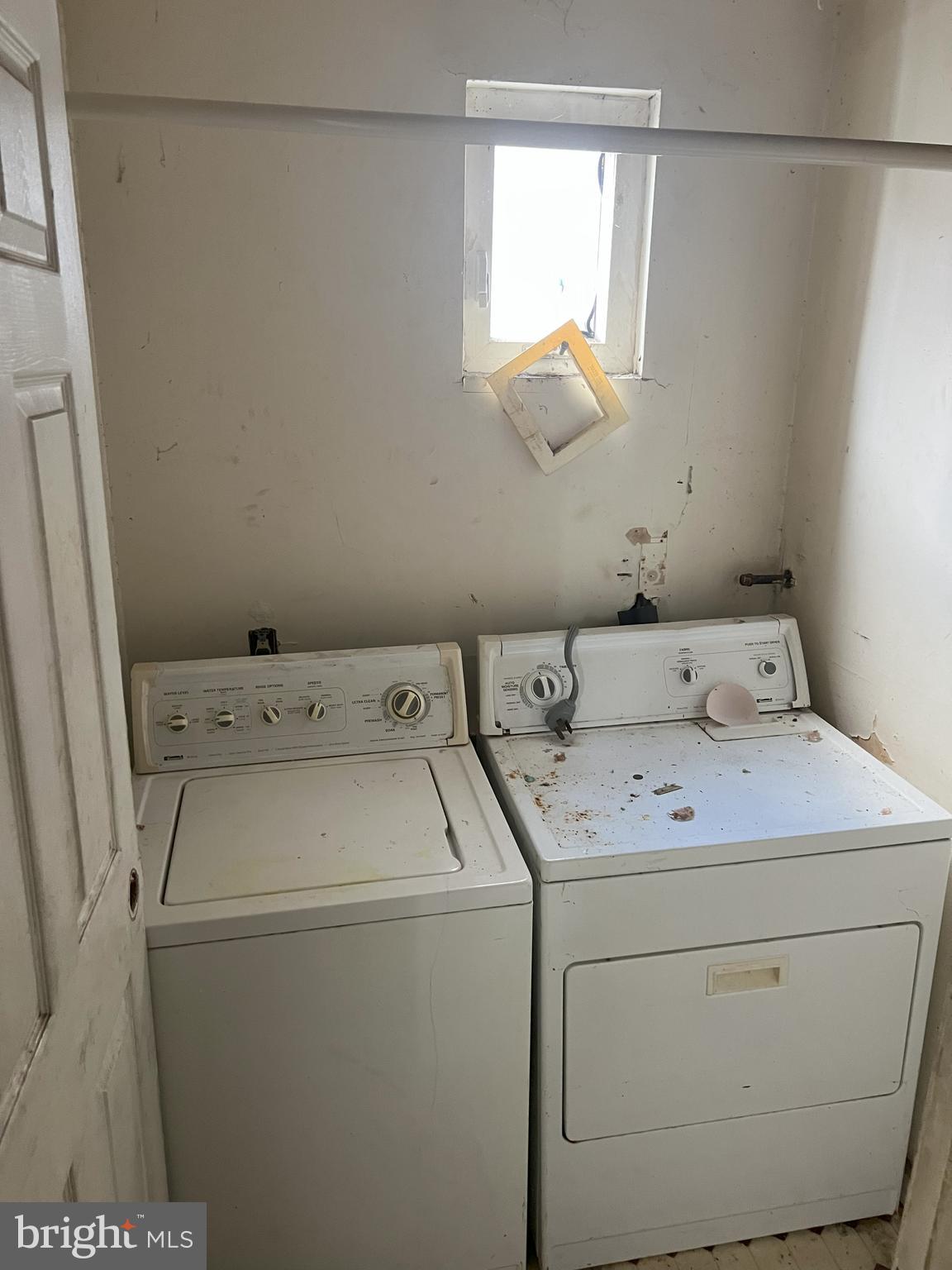 SANDTOWN-WINCHESTER - Residential