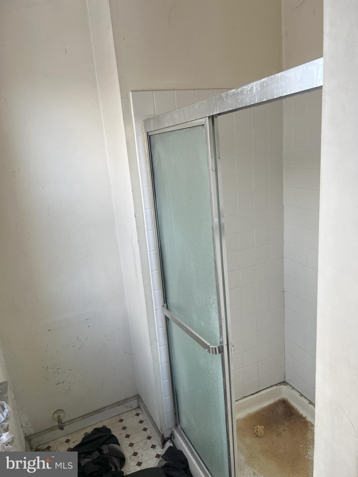 SANDTOWN-WINCHESTER - Residential