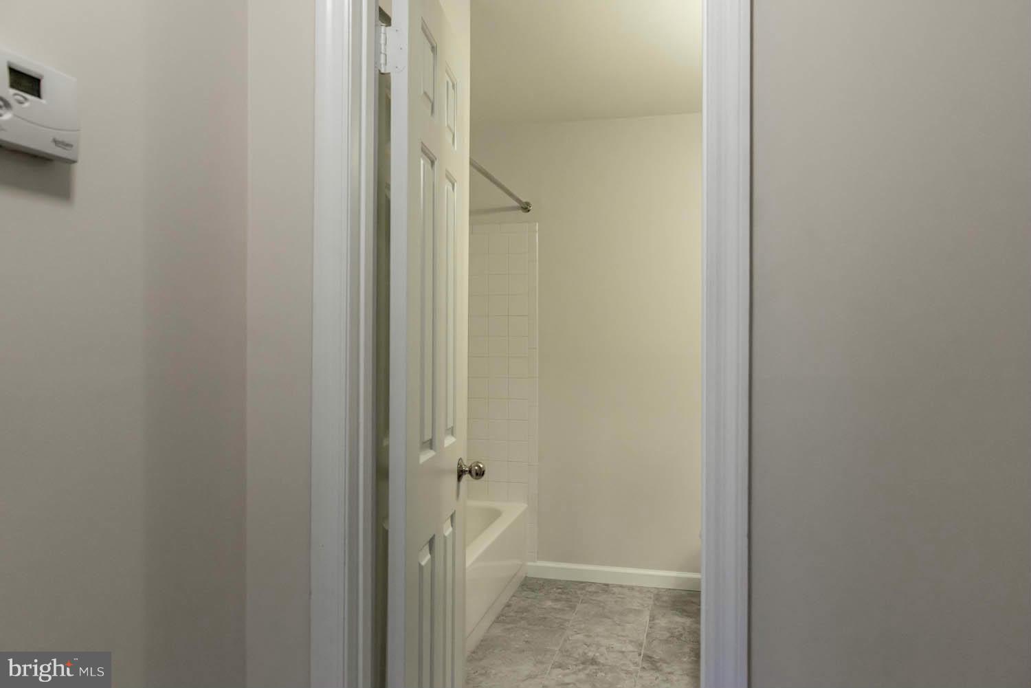 STRATFORD PLACE AT KINGS - Residential