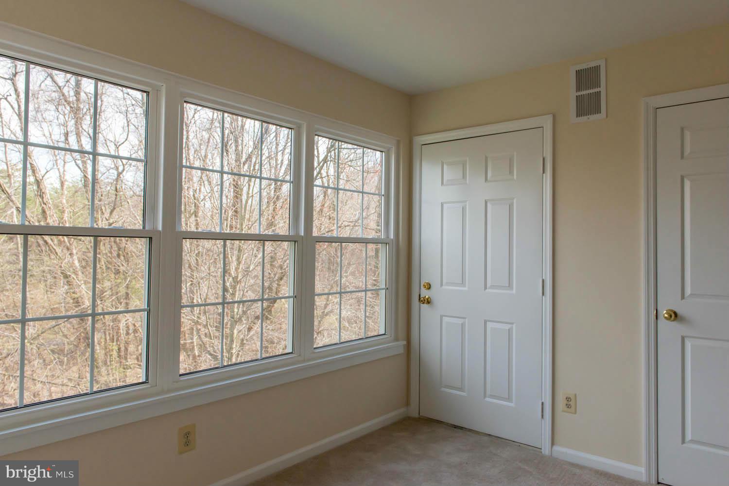 STRATFORD PLACE AT KINGS - Residential