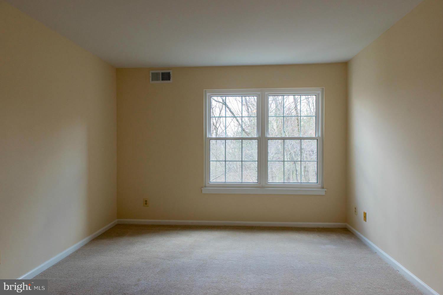 STRATFORD PLACE AT KINGS - Residential