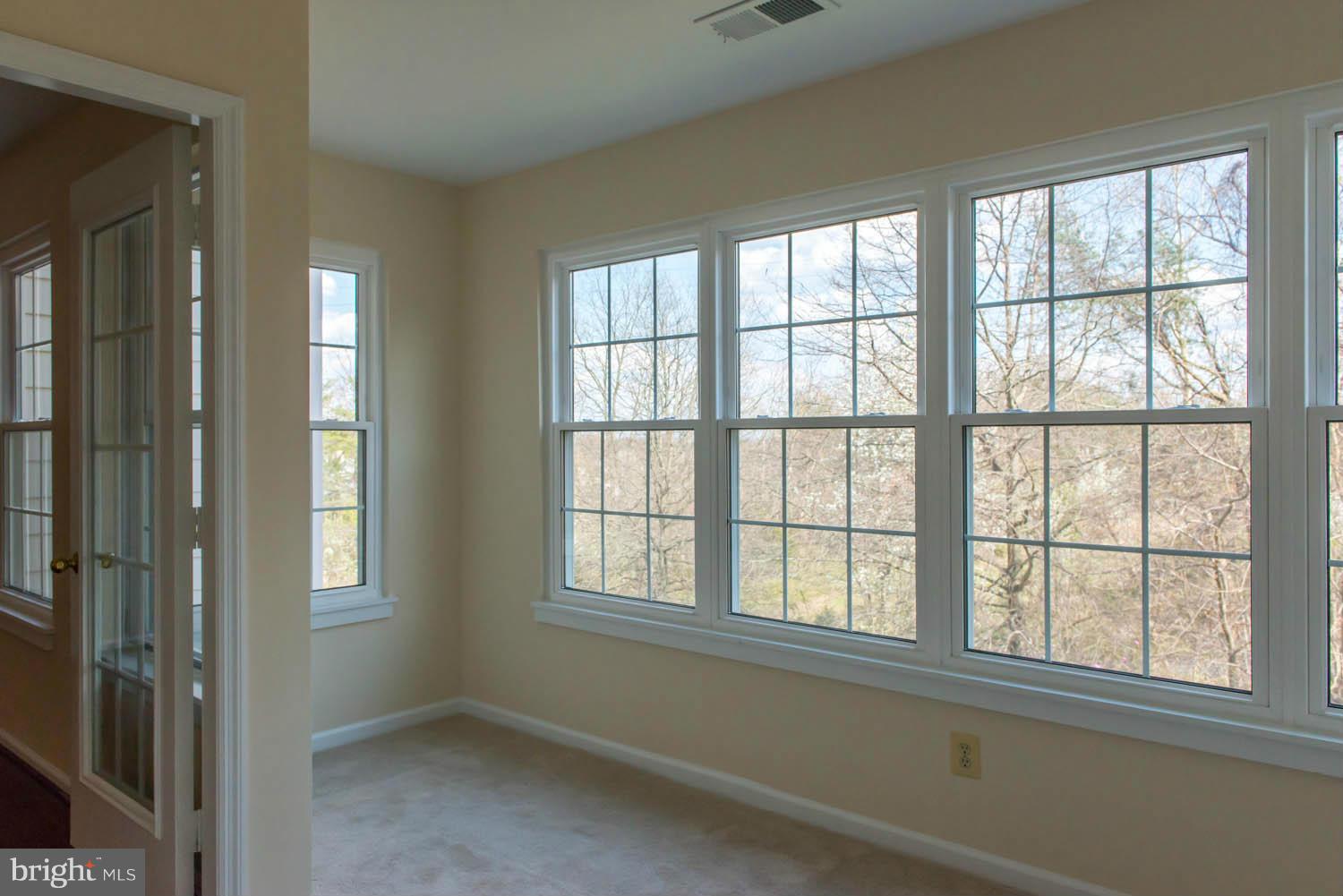 STRATFORD PLACE AT KINGS - Residential