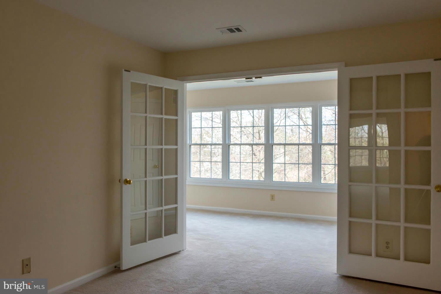 STRATFORD PLACE AT KINGS - Residential