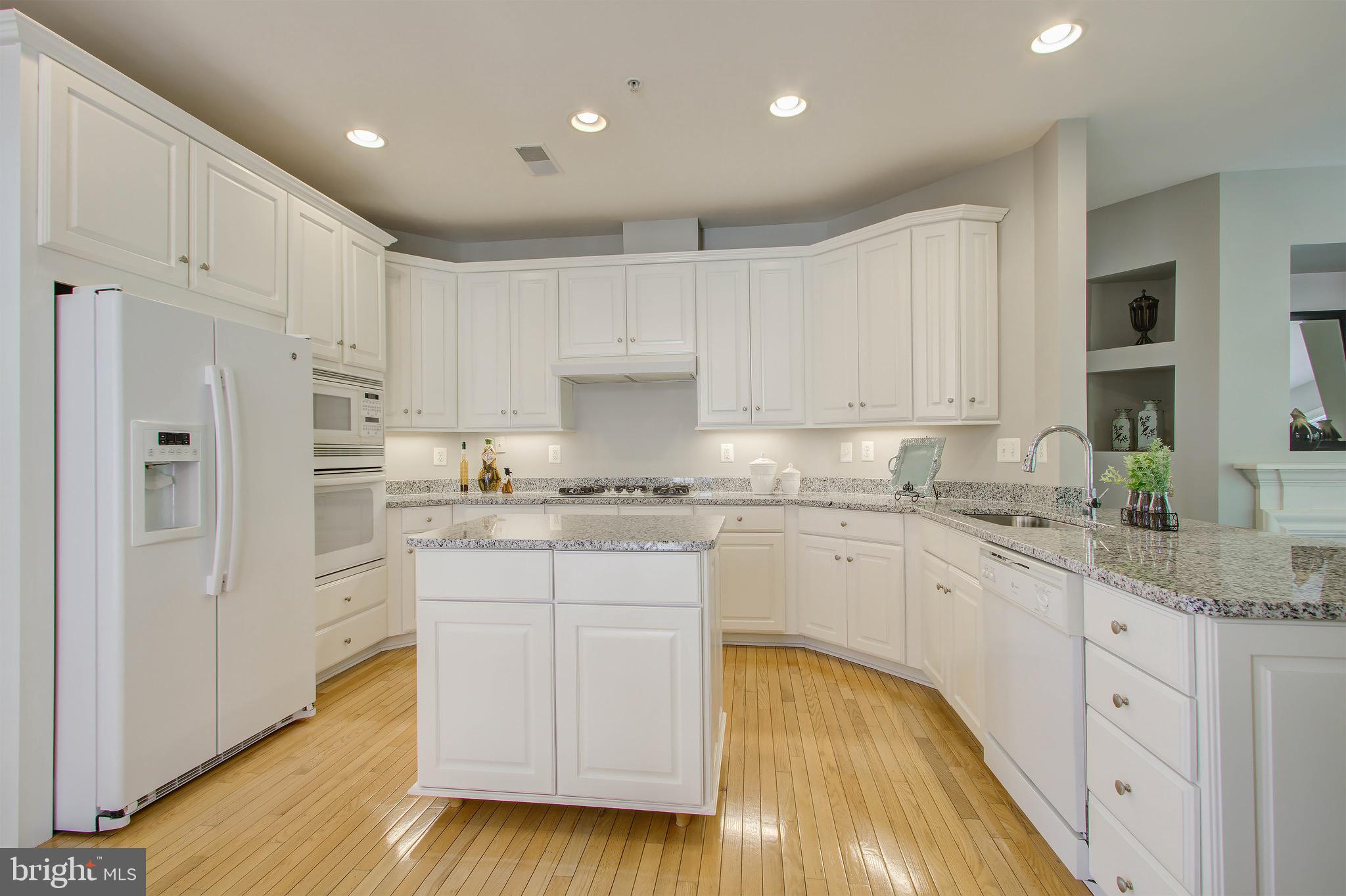 MEDINAH HOMES - Residential