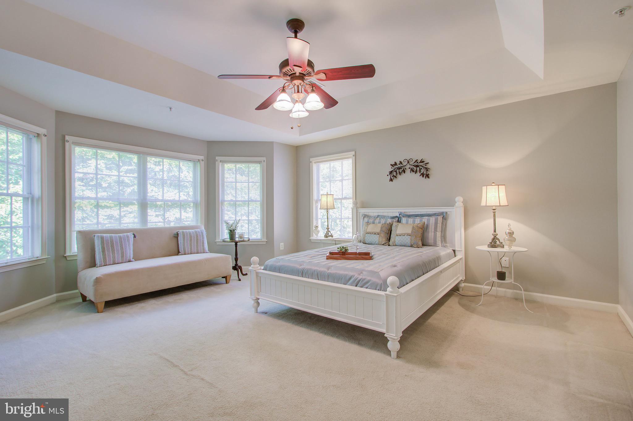 MEDINAH HOMES - Residential