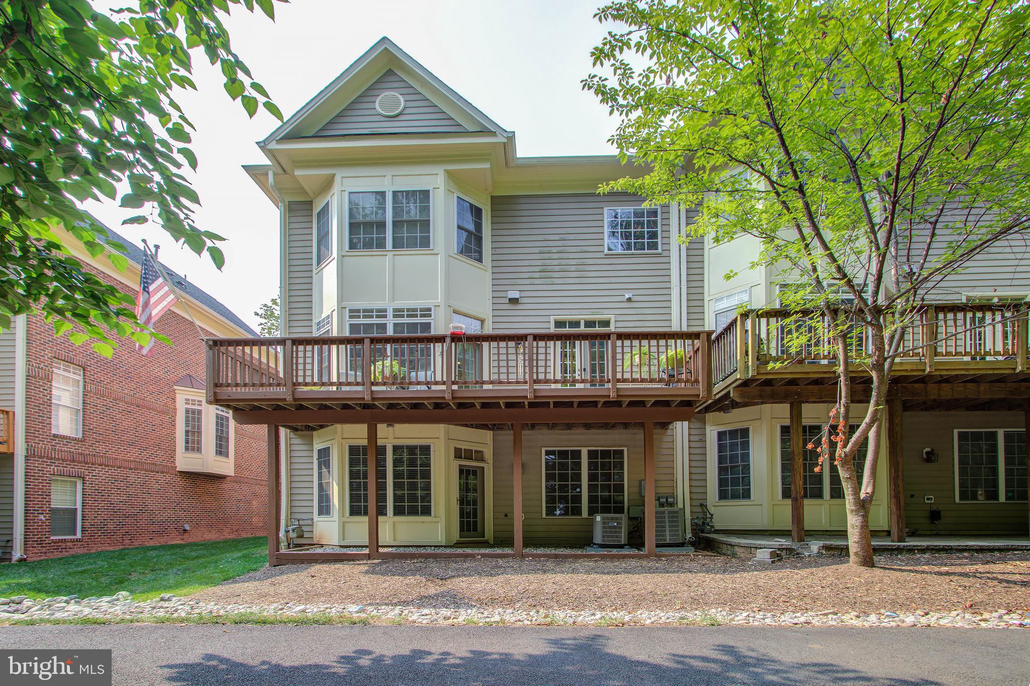 MEDINAH HOMES - Residential