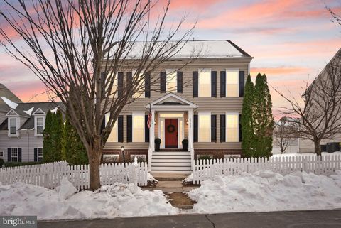 20413 PECKHAM STREET ASHBURN VA 20147