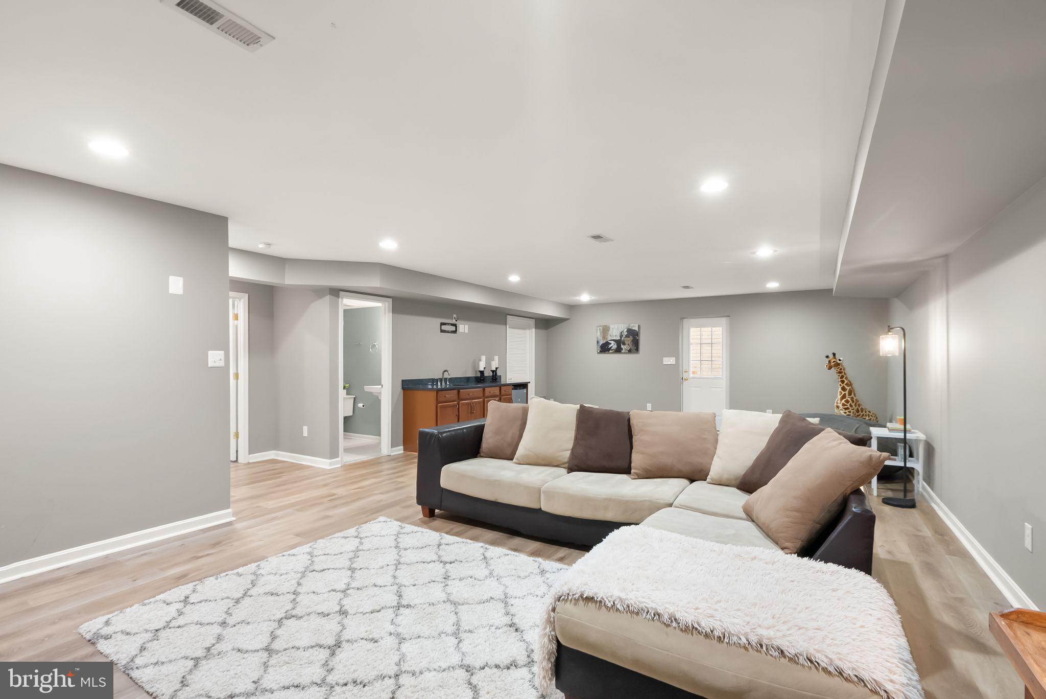 BELMONT GREENE - Residential