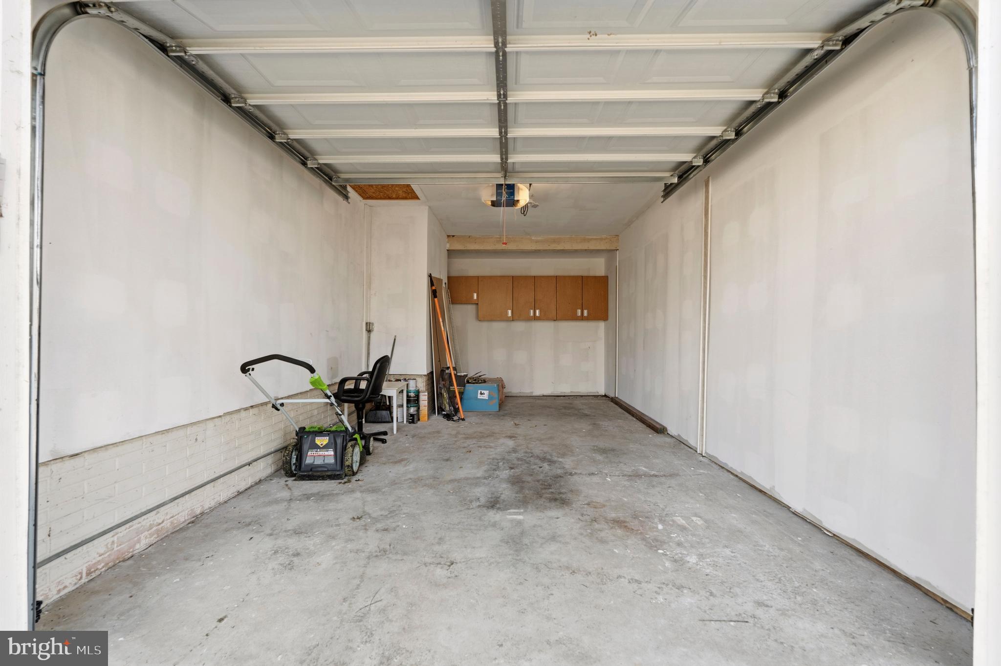 WESTLEIGH - Residential