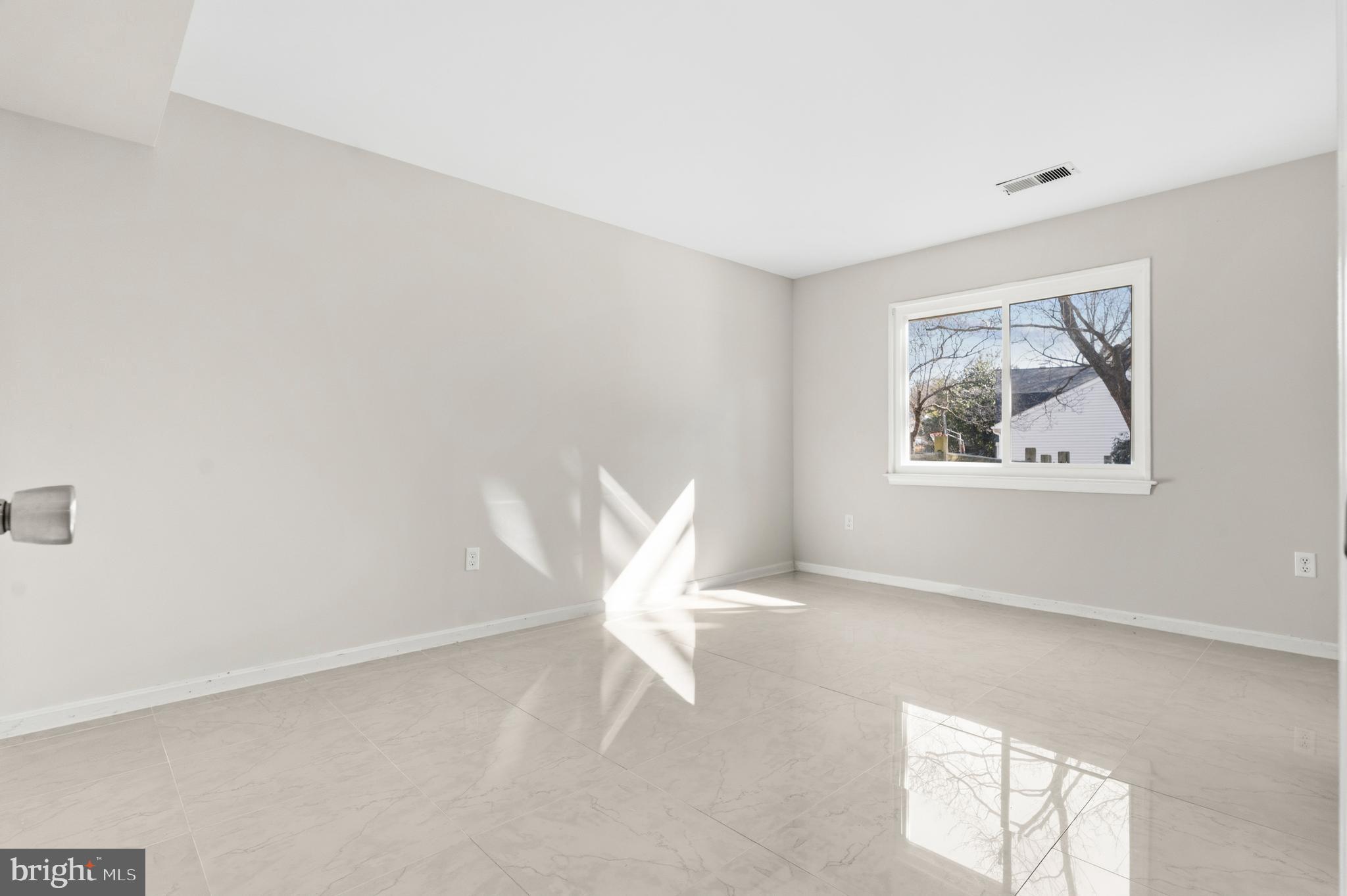 WESTLEIGH - Residential