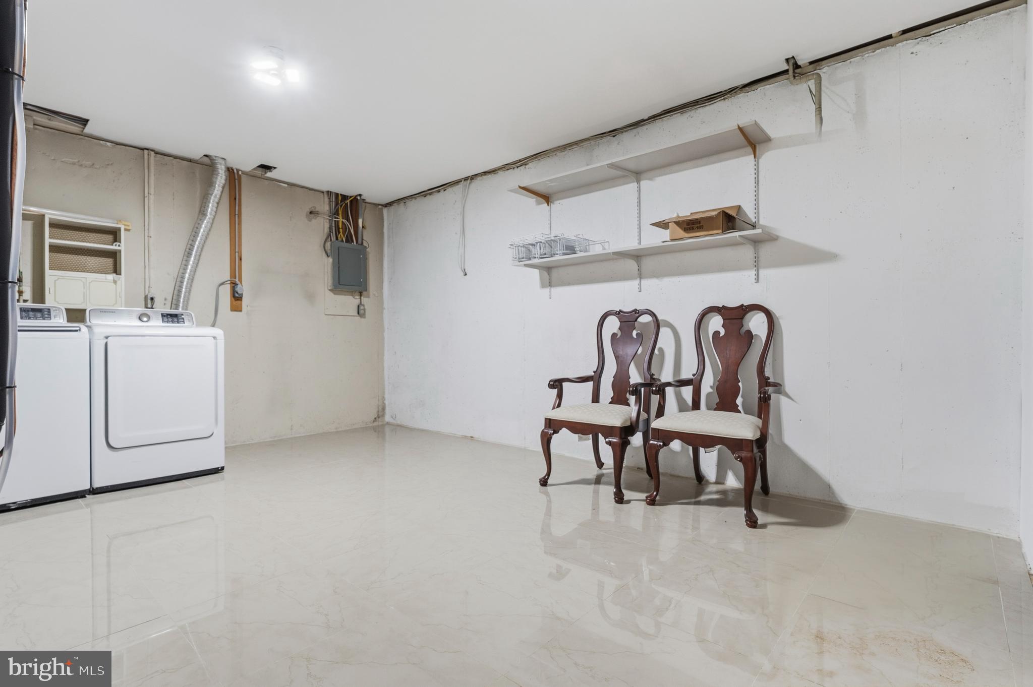 WESTLEIGH - Residential