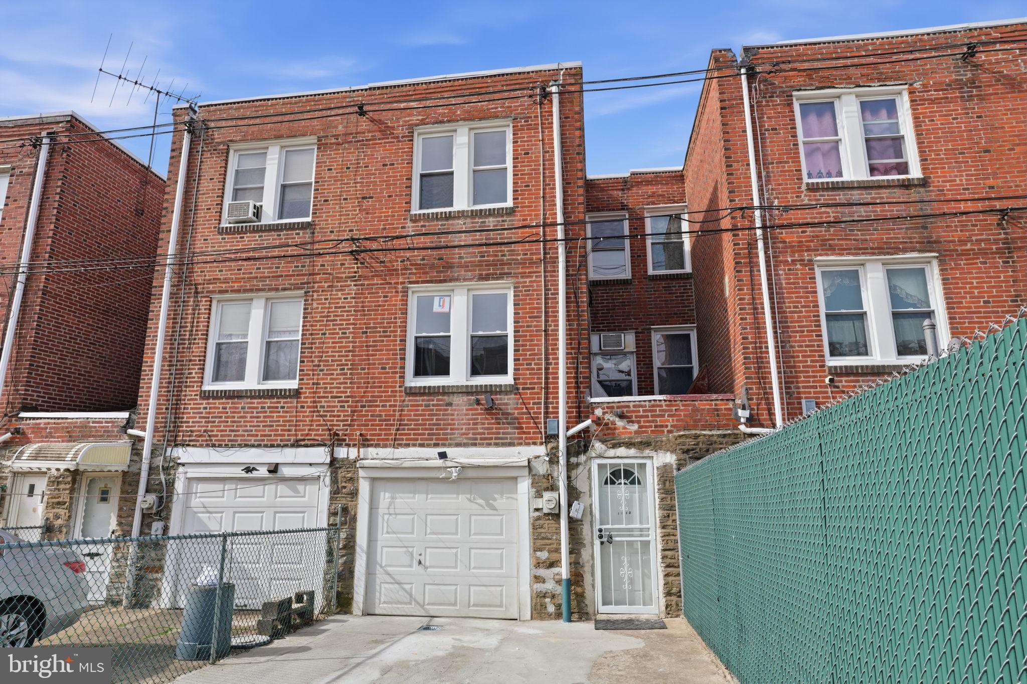 CASTOR GARDENS - Residential