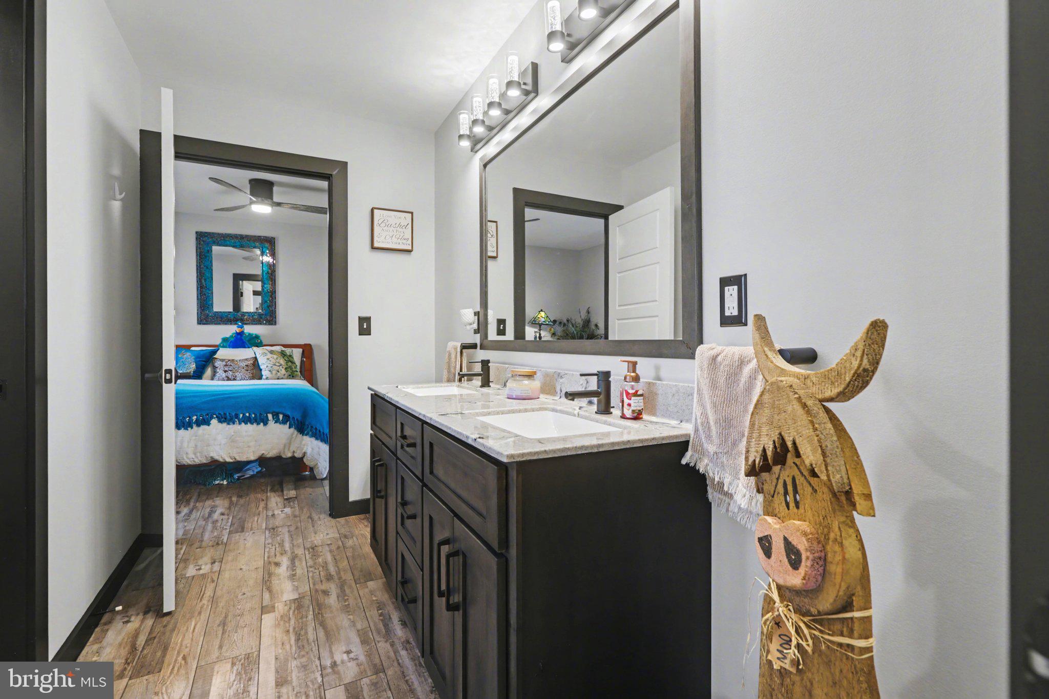 STONECREST MANOR - Residential