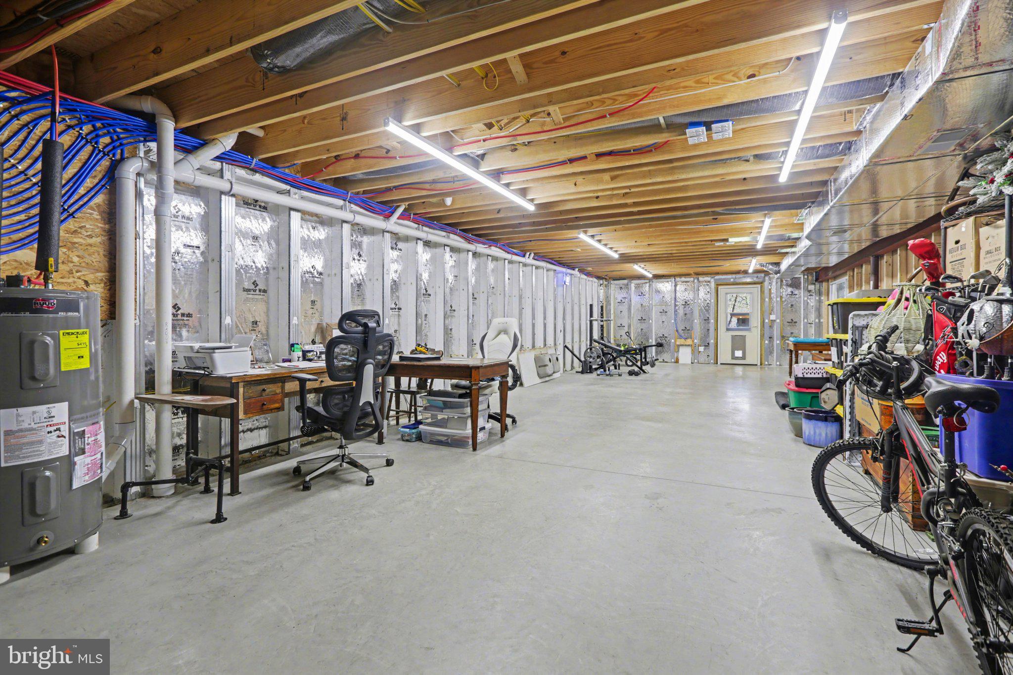 STONECREST MANOR - Residential