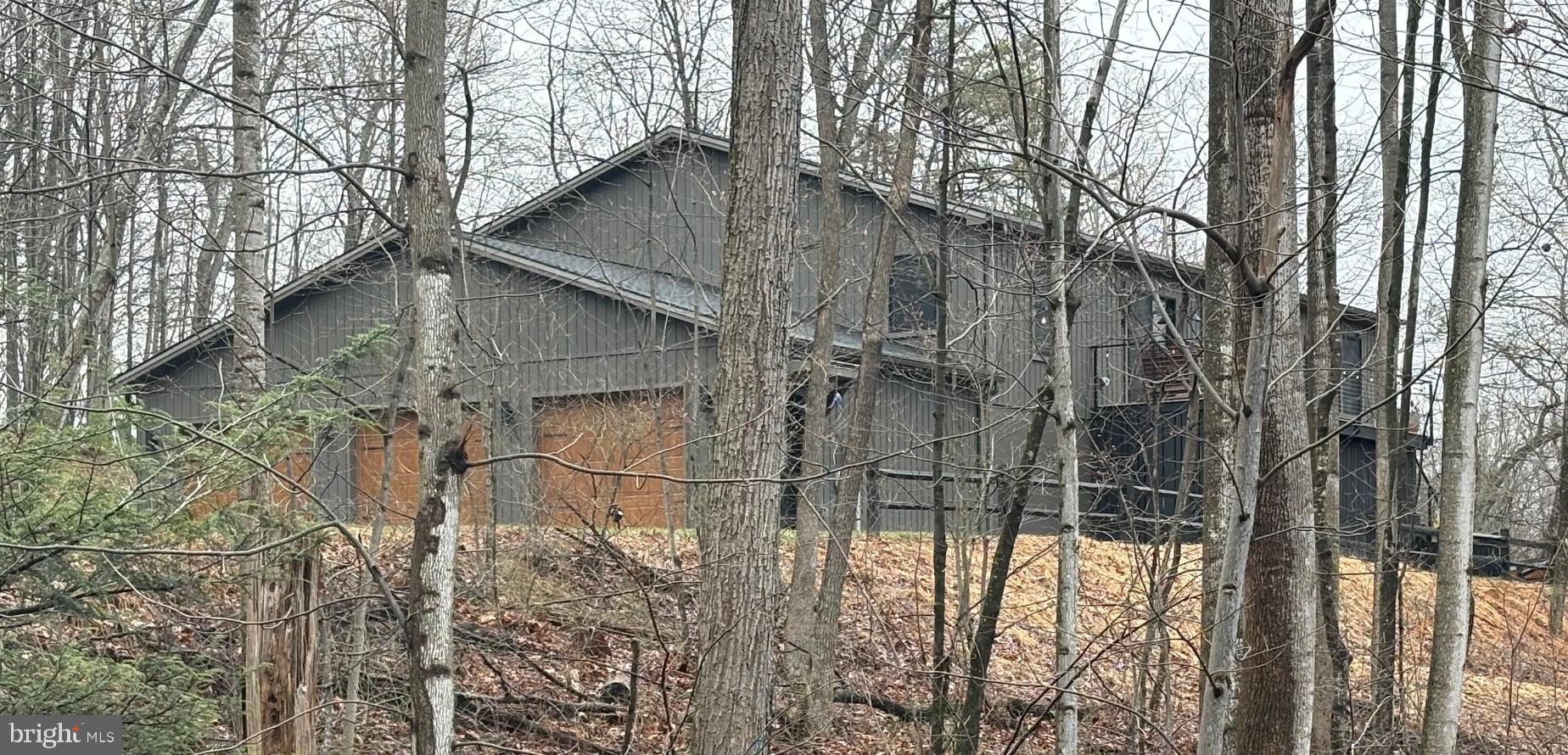 STONECREST MANOR - Residential