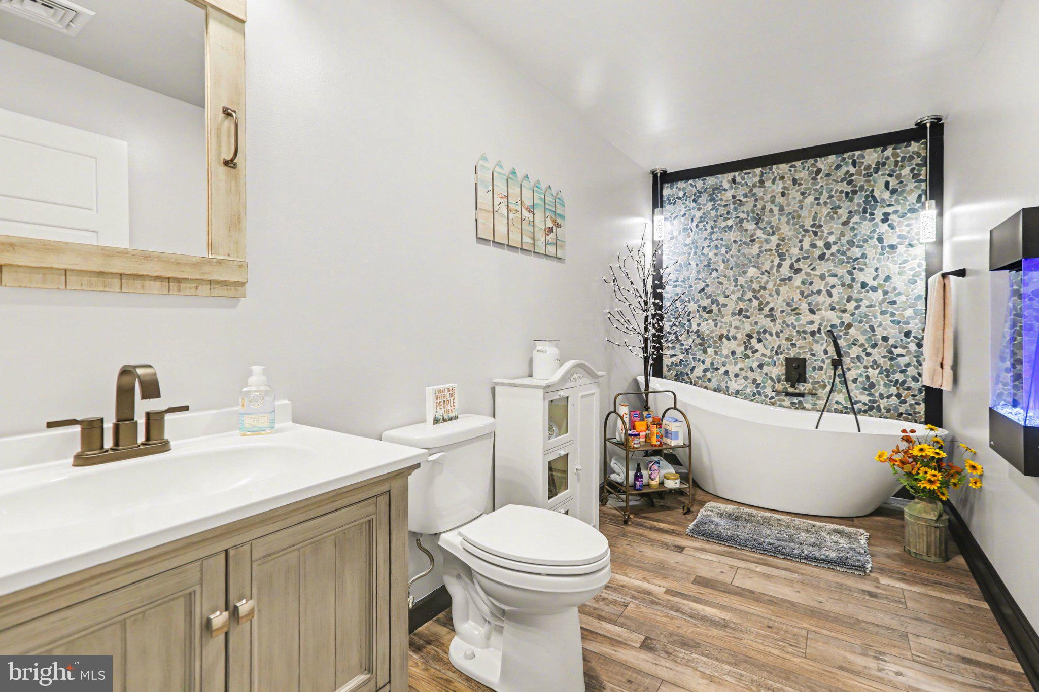 STONECREST MANOR - Residential