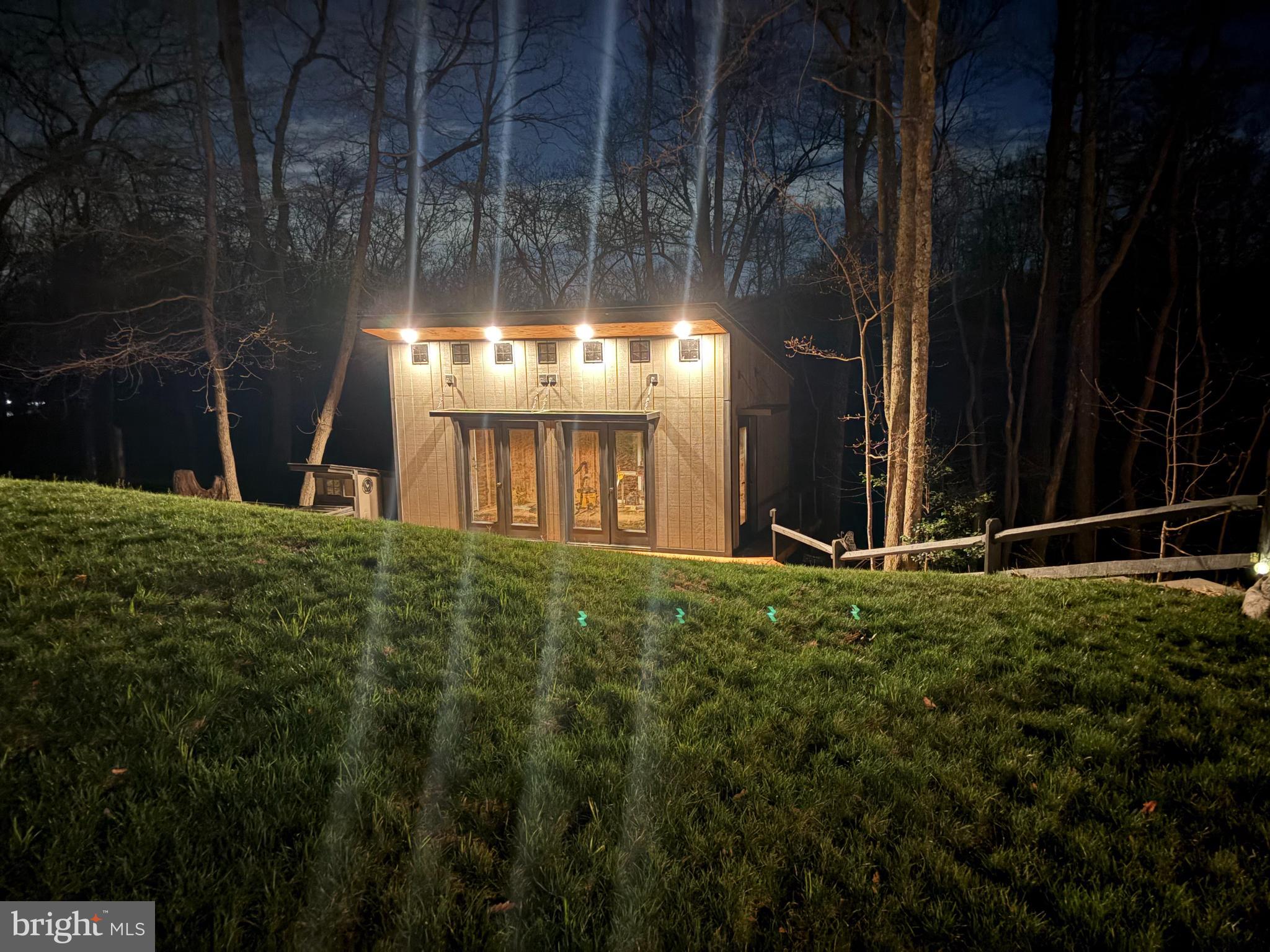 STONECREST MANOR - Residential