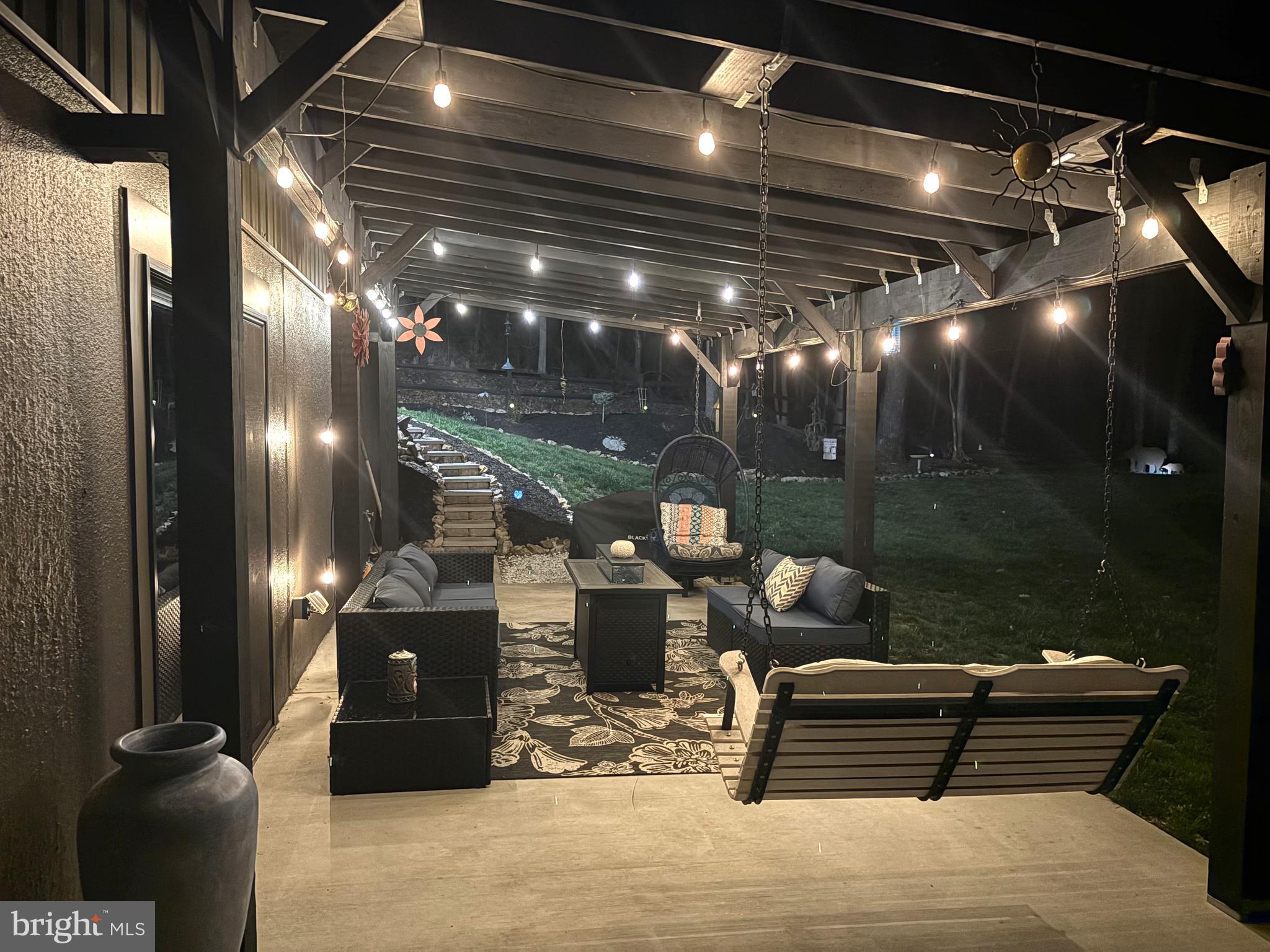 STONECREST MANOR - Residential