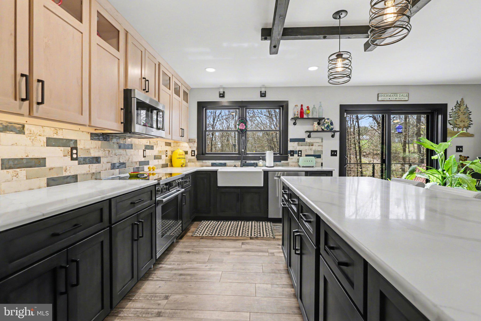 STONECREST MANOR - Residential