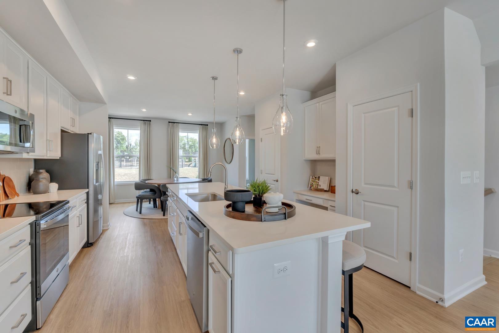 PLEASANT GREEN - Residential