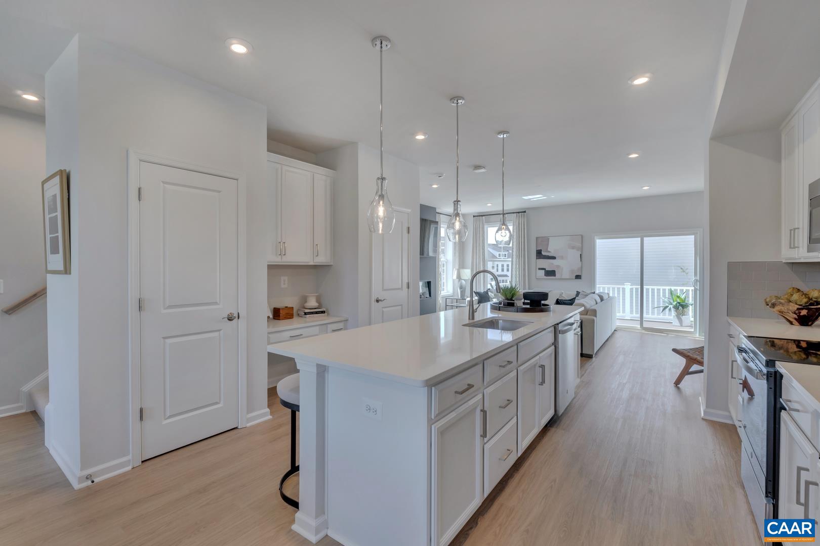 PLEASANT GREEN - Residential