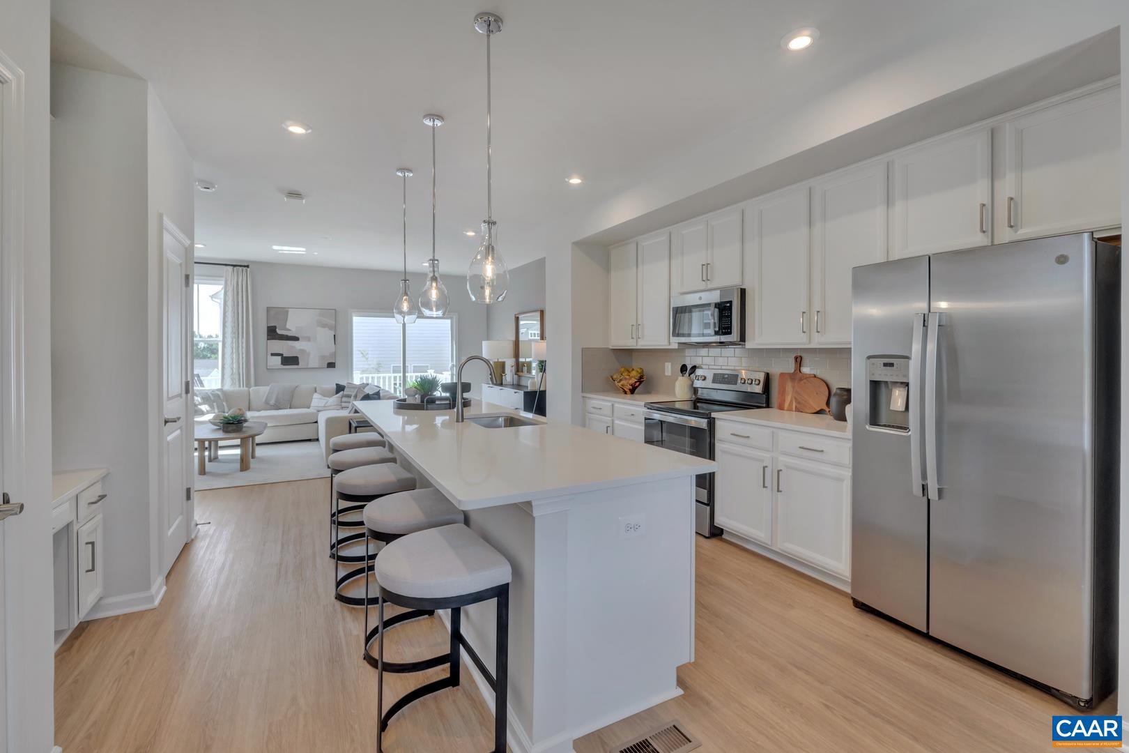 PLEASANT GREEN - Residential