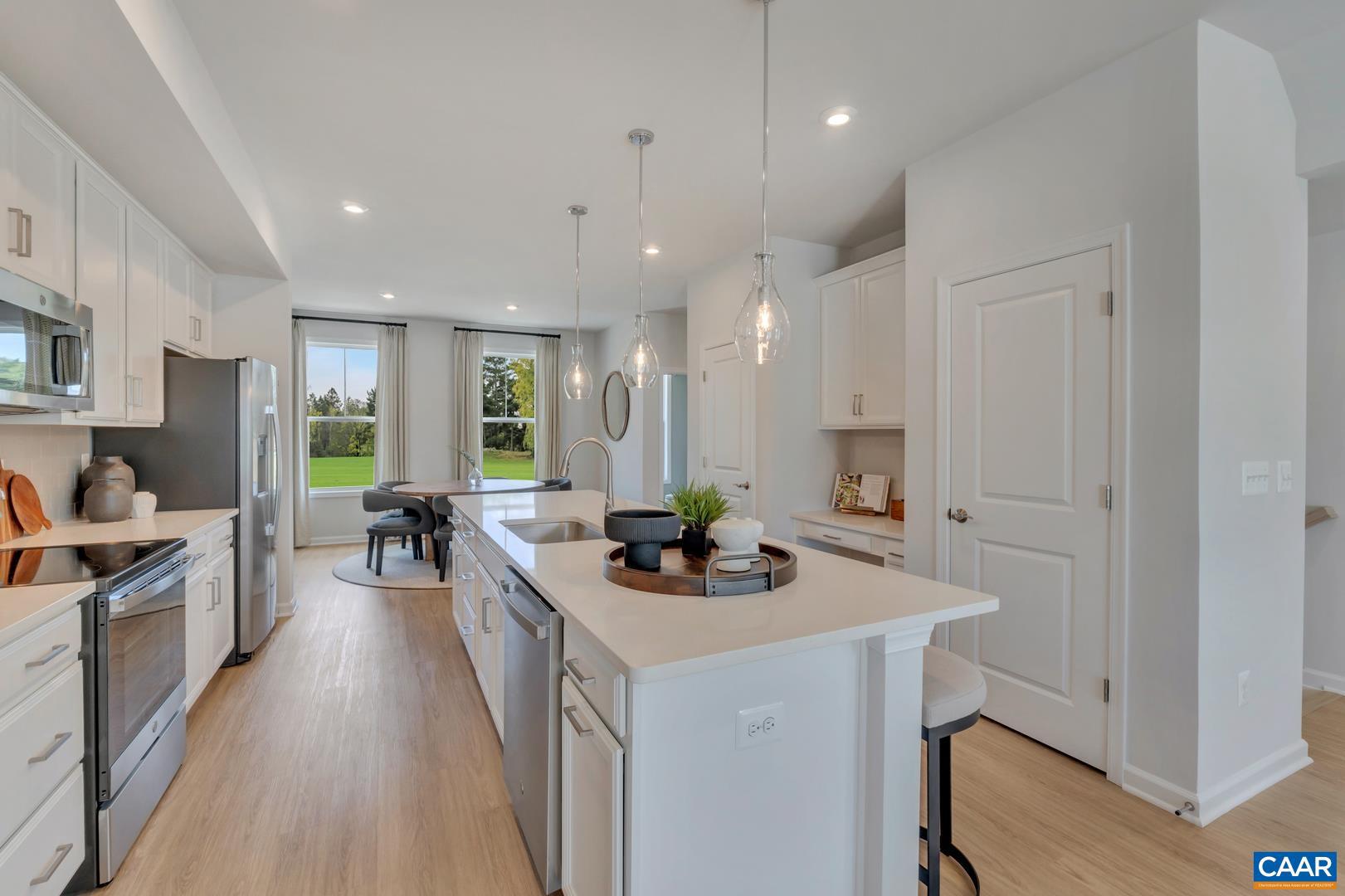 PLEASANT GREEN - Residential